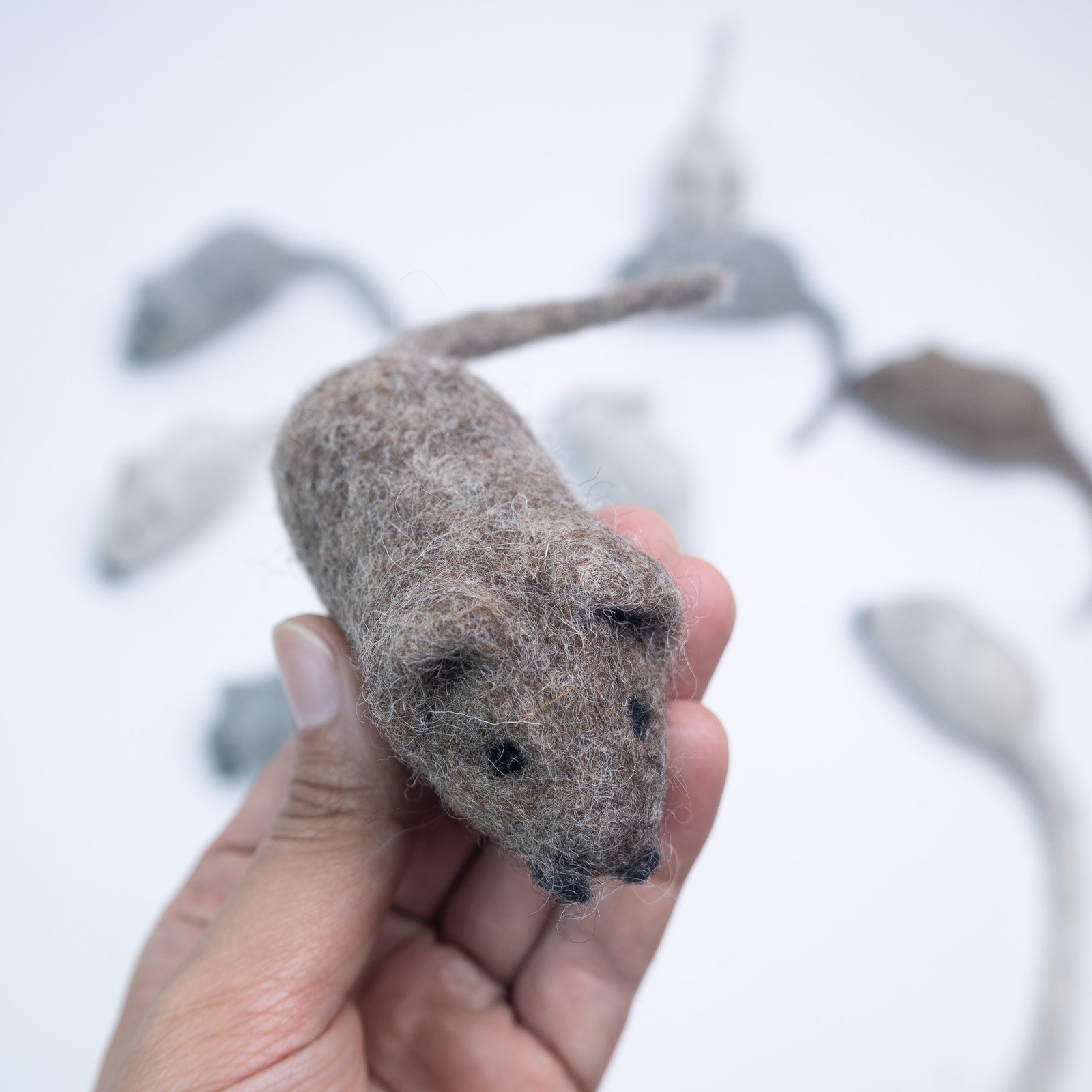 Marbled Felt Mouse Cat Toy - Image 4