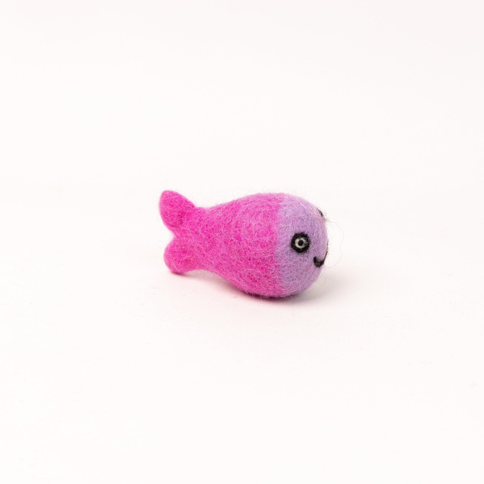 Pink Felt Fish Cat Toy - Image 3